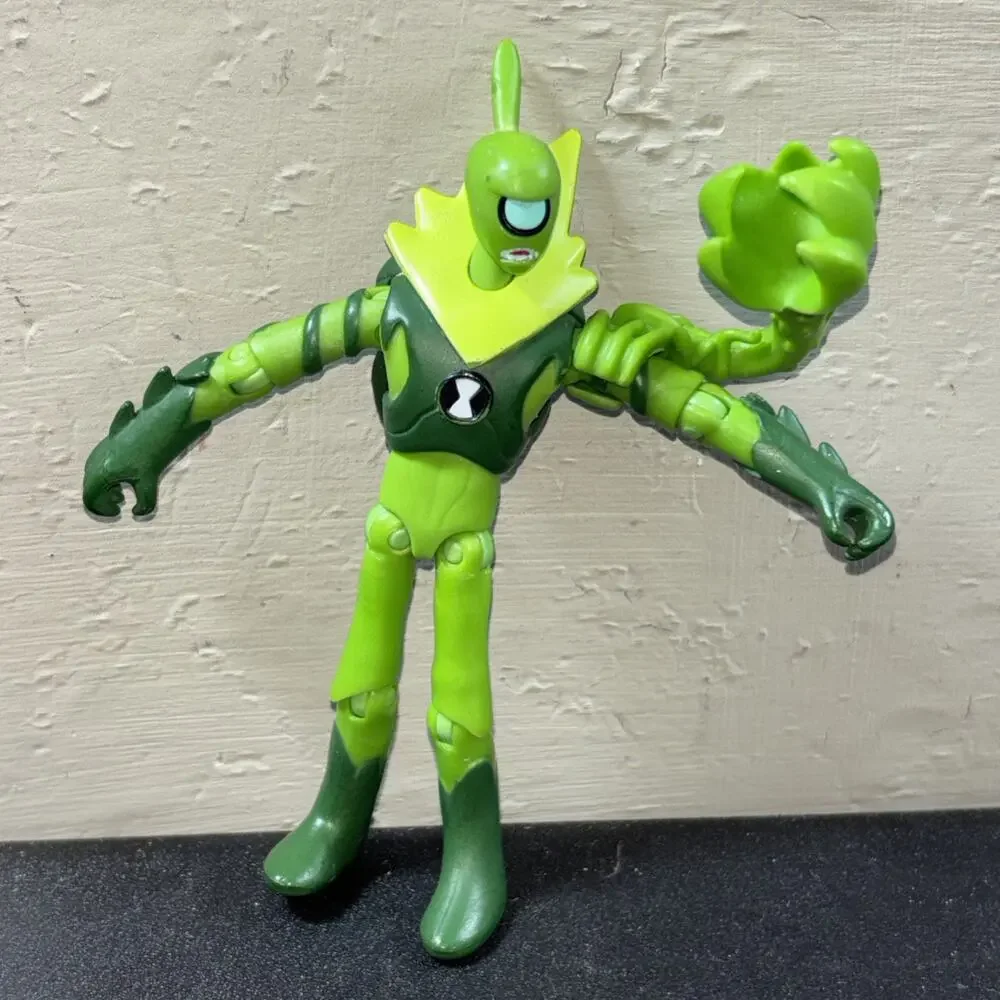 Ben Ten Lot of 3 Assorted Action Figures Four Arms